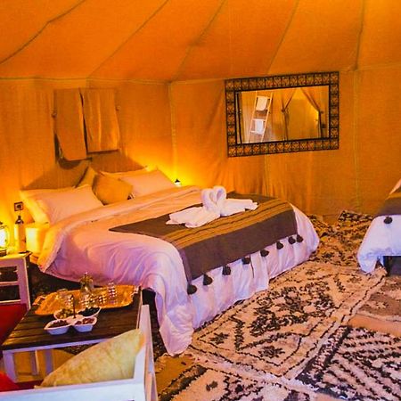 Sahara Deluxe Camp Hotel Мерцуга Екстериор снимка