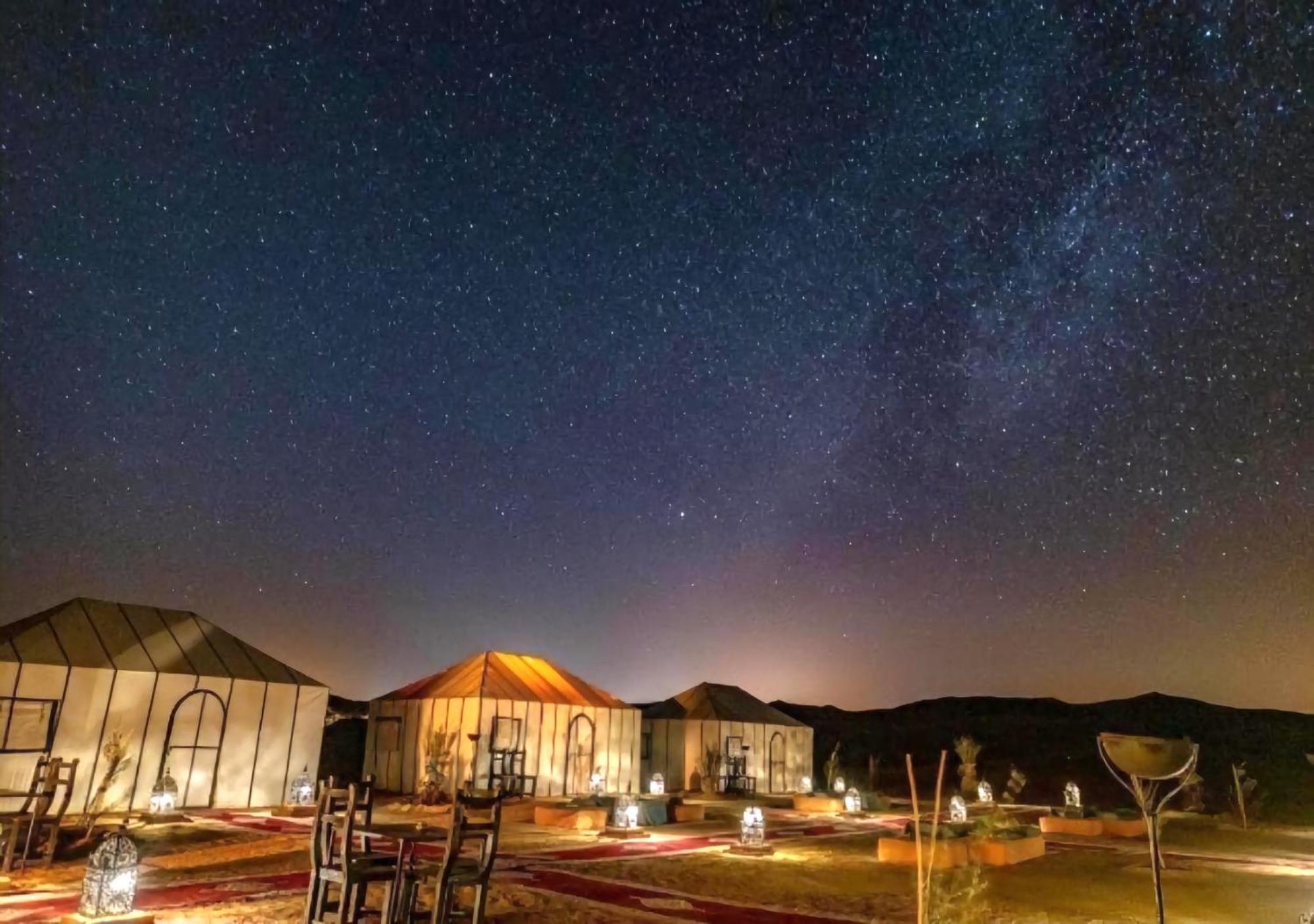 Sahara Deluxe Camp Hotel Мерцуга Екстериор снимка