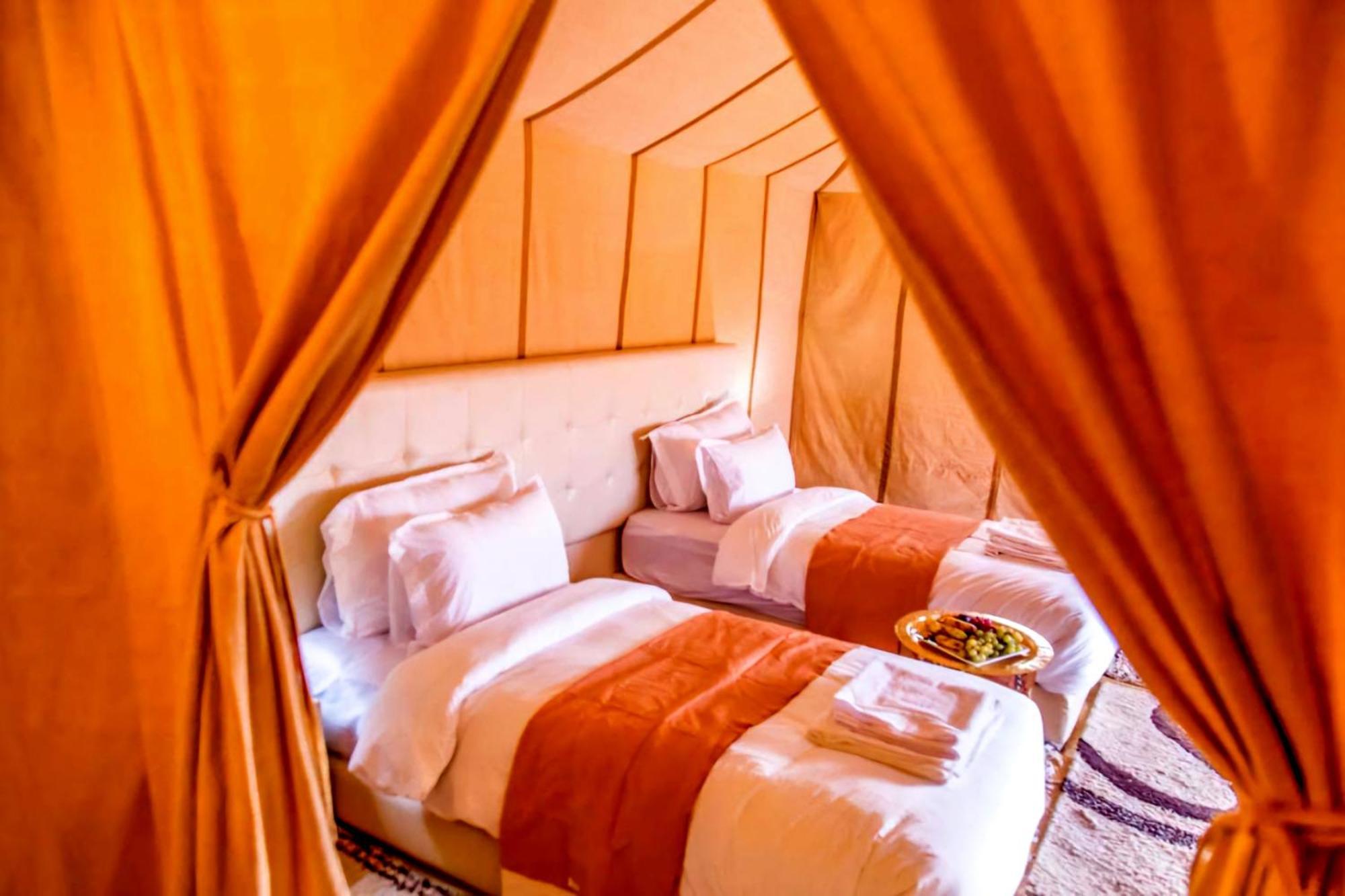 Sahara Deluxe Camp Hotel Мерцуга Екстериор снимка